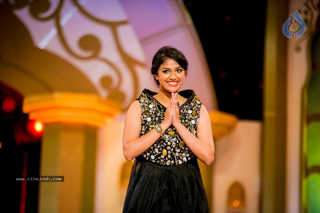 Celebs at SIIMA 2014 - 384 / 431 photos