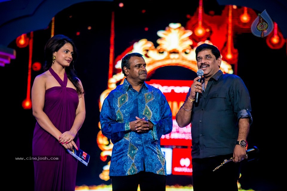 Celebs at SIIMA Awards Day 2 - 39 / 152 photos