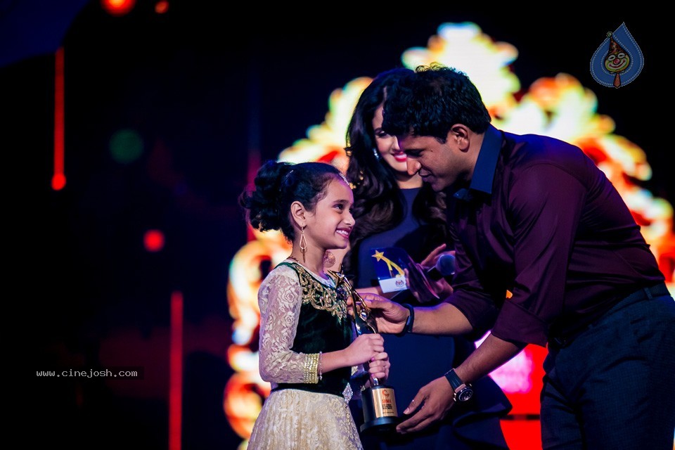 Celebs at SIIMA Awards Day 2 - 116 / 152 photos