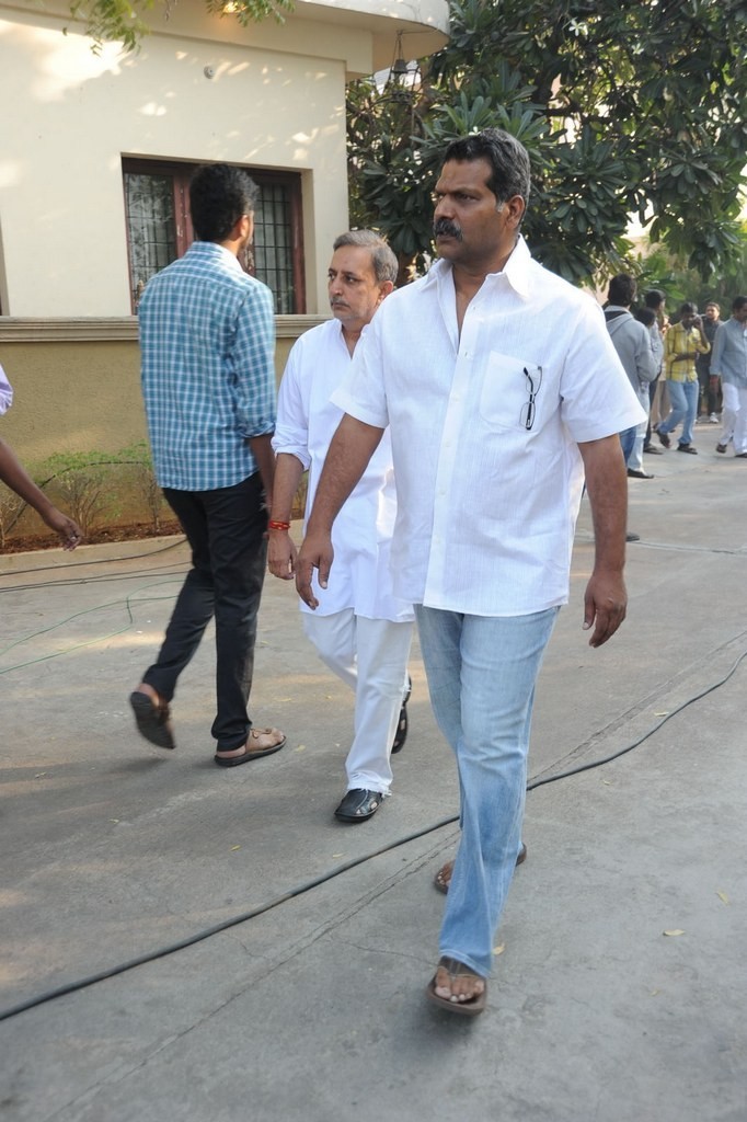 Celebs Condolences to Nandamuri Janakiram Photos - 4 / 351 photos