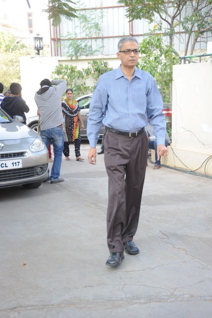 Celebs Condolences to Nandamuri Janakiram Photos - 60 / 351 photos