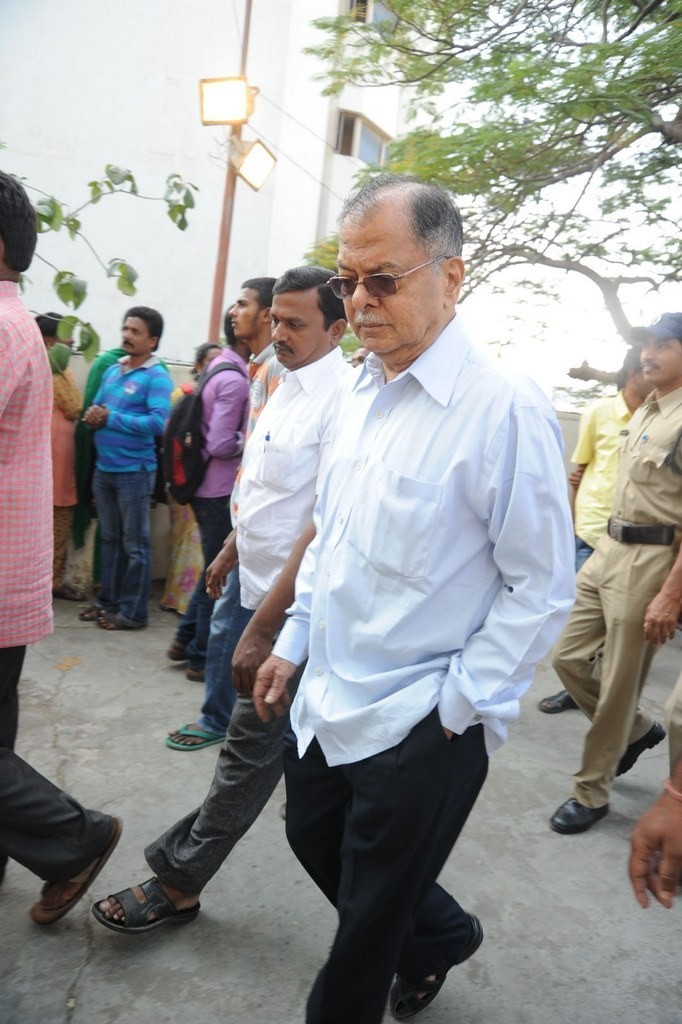Celebs Condolences to Nandamuri Janakiram Photos - 62 / 351 photos