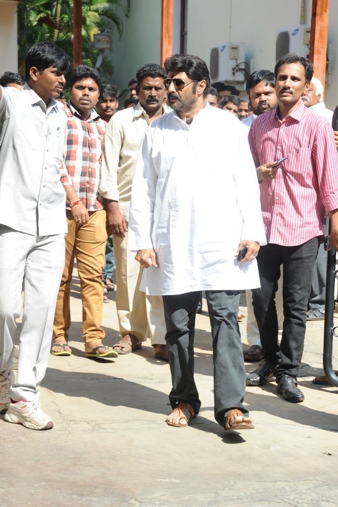 Celebs Condolences to Nandamuri Janakiram Photos - 124 / 351 photos