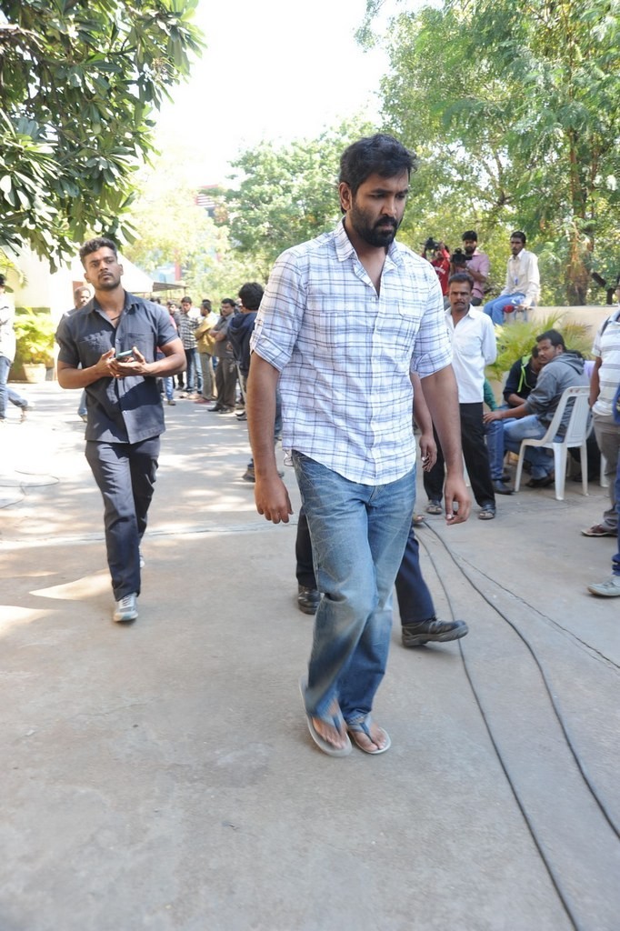 Celebs Condolences to Nandamuri Janakiram Photos - 139 / 351 photos