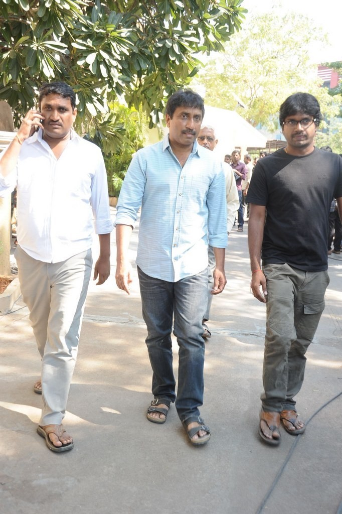 Celebs Condolences to Nandamuri Janakiram Photos - 224 / 351 photos