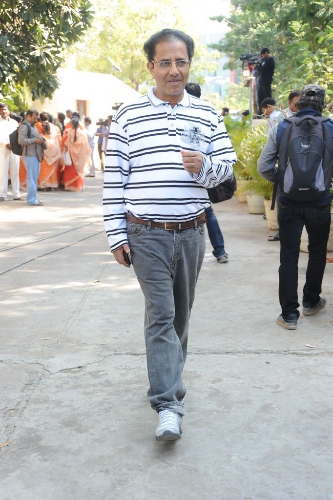 Celebs Condolences to Nandamuri Janakiram Photos - 249 / 351 photos