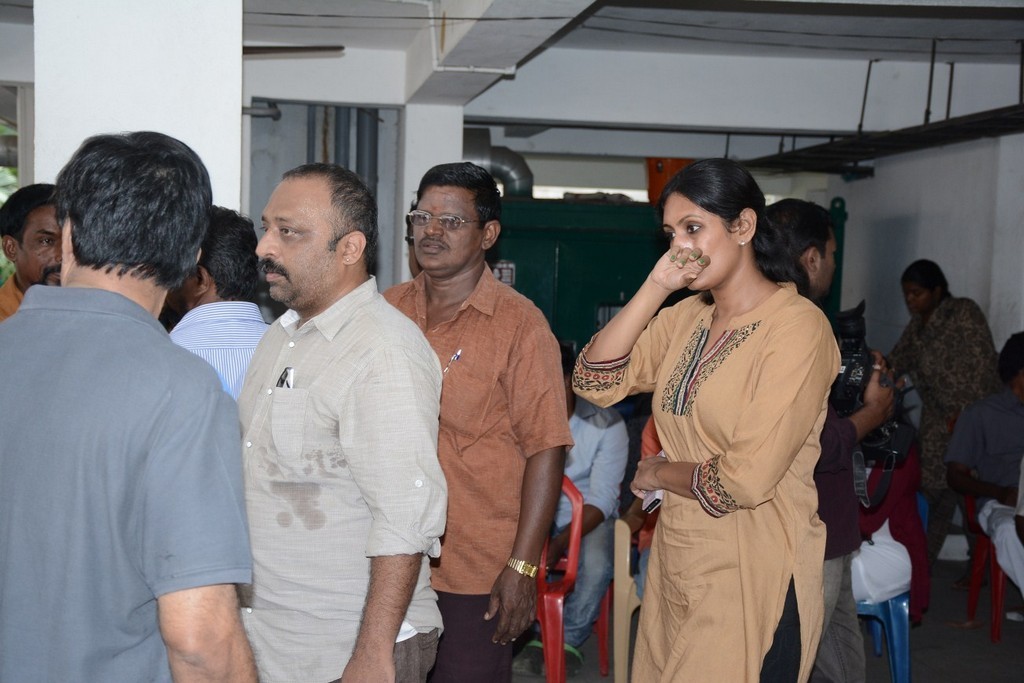 Celebs Pay Homage to K Balachander Son - 31 / 122 photos