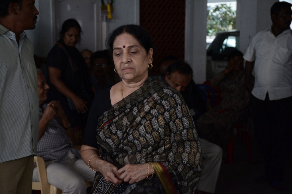 Celebs Pay Homage to K Balachander Son - 34 / 122 photos