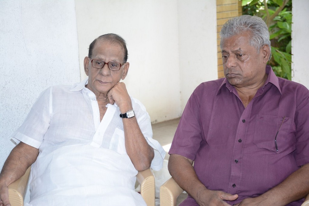 Celebs Pay Homage to K Balachander Son - 37 / 122 photos