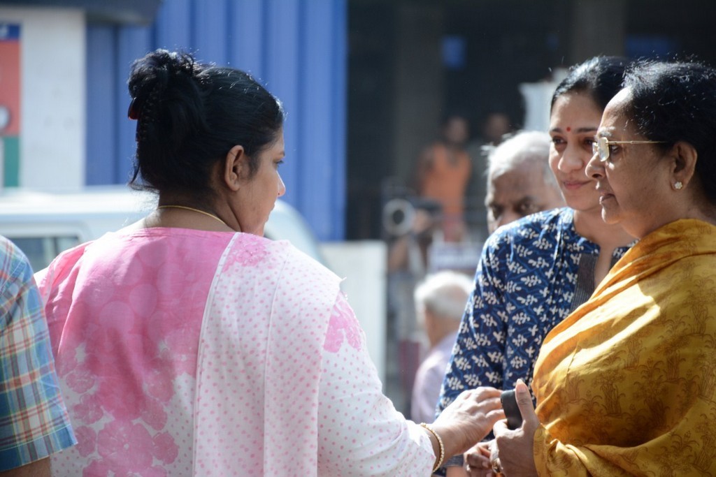 Celebs Pay Homage to K Balachander Son - 47 / 122 photos