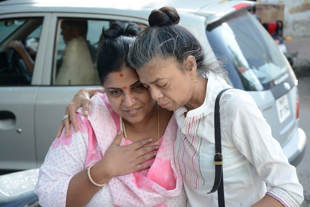 Celebs Pay Homage to K Balachander Son - 53 / 122 photos