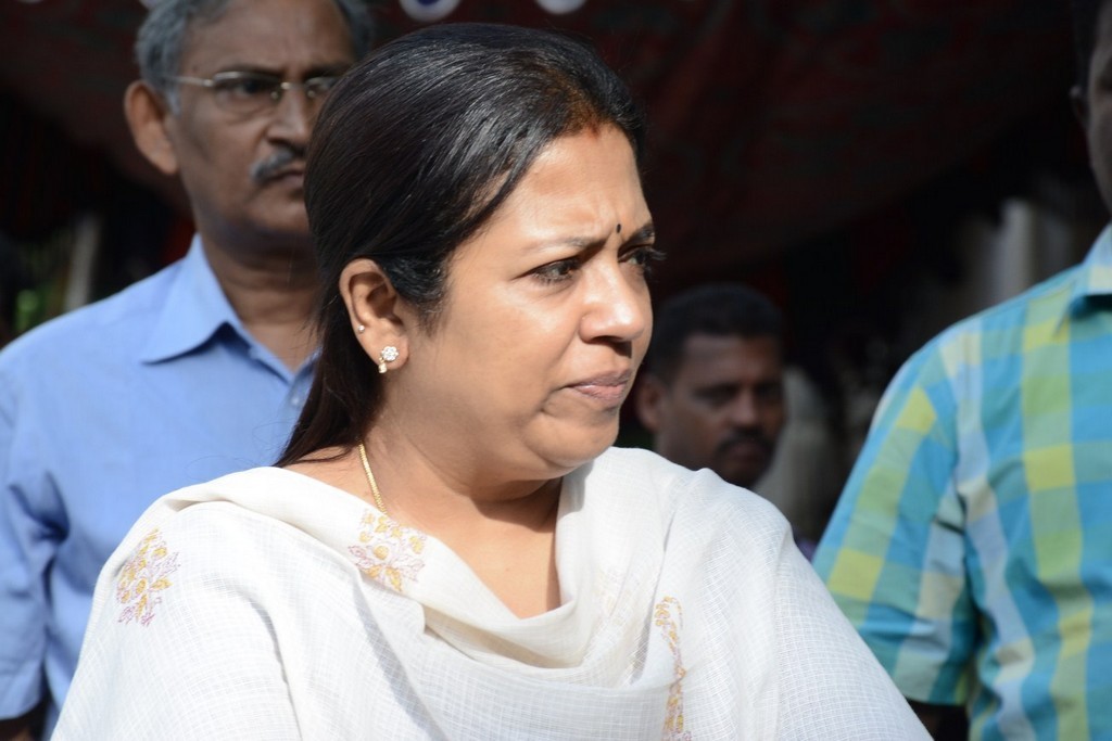 Celebs Pay Homage to K Balachander Son - 60 / 122 photos