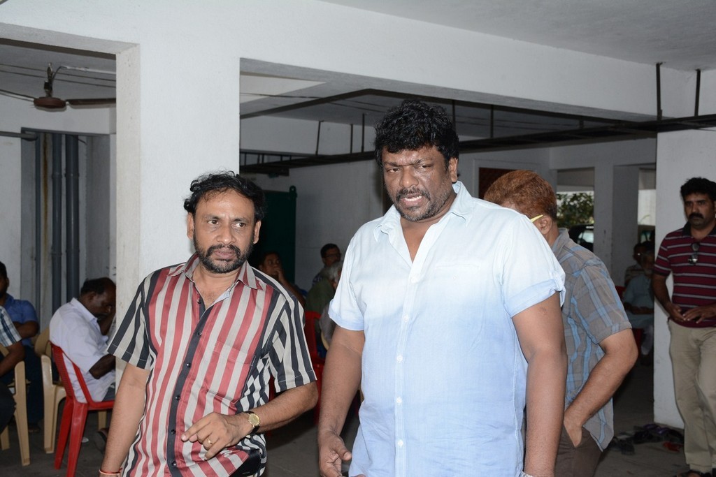 Celebs Pay Homage to K Balachander Son - 94 / 122 photos