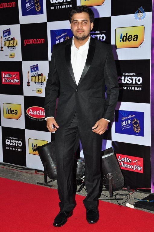 Celebs at Mirchi Music Awards 2014 Photos 1 - 51 / 68 photos