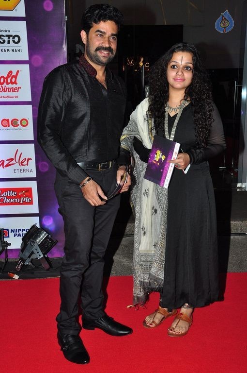 Celebs at Mirchi Music Awards 2014 Photos 1 - 59 / 68 photos