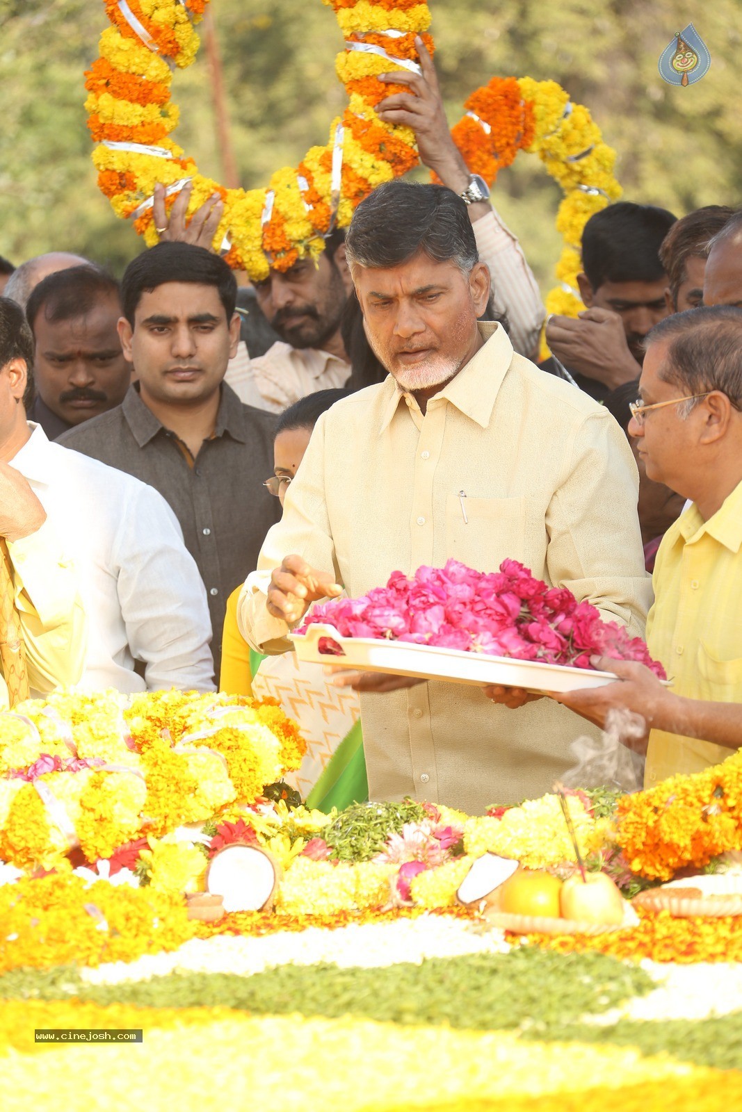 Chandrababu Naidu Family at NTR Ghat - 14 / 90 photos