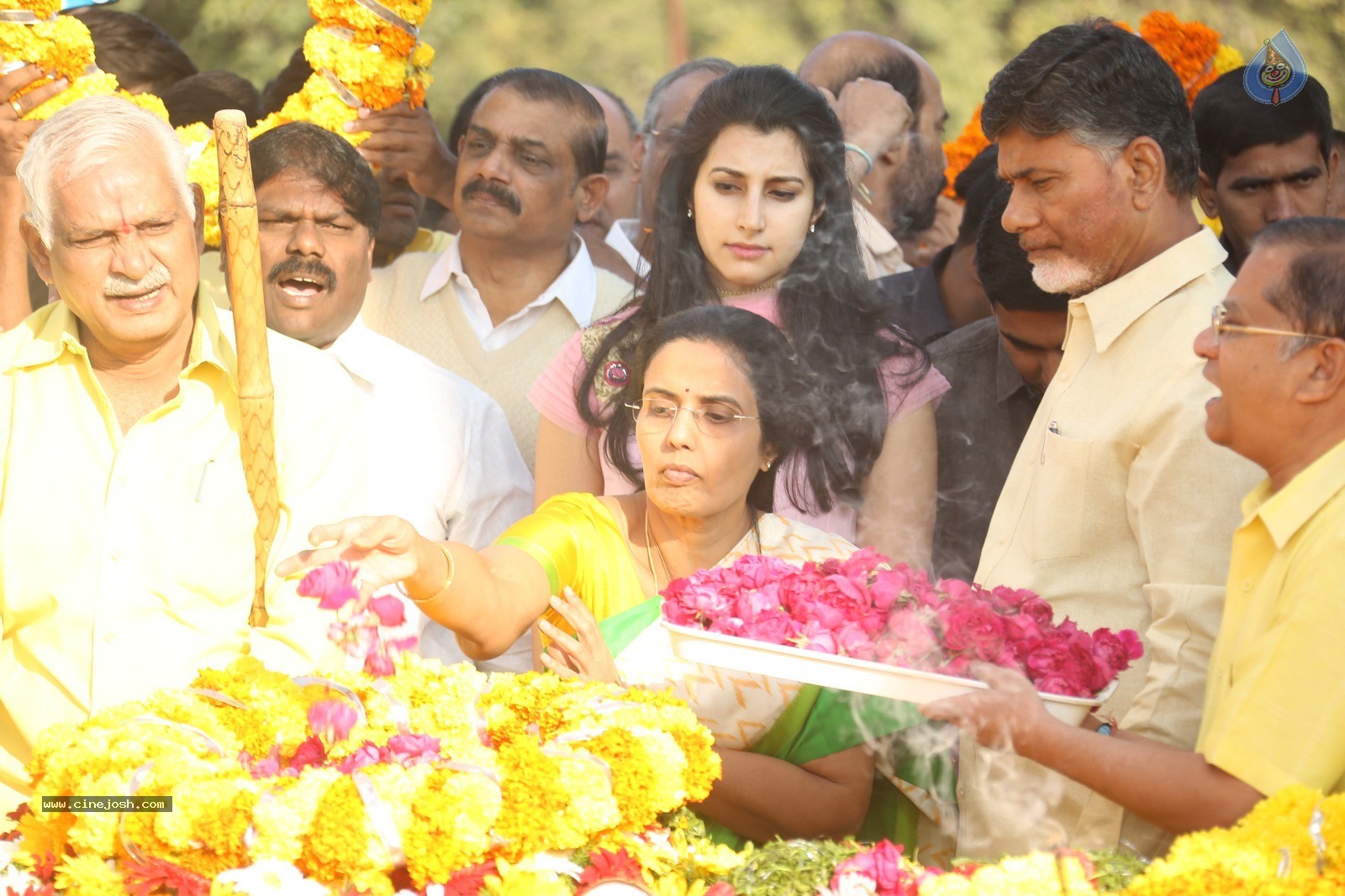 Chandrababu Naidu Family at NTR Ghat - 52 / 90 photos