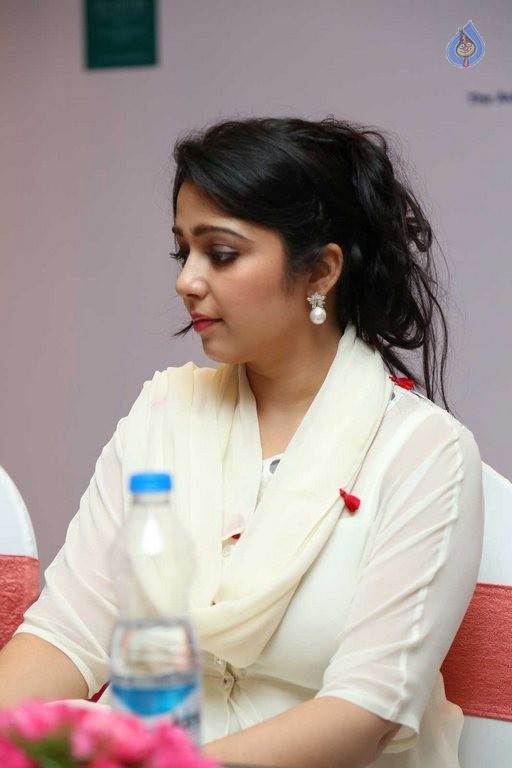 Charmme at Pink Ribbon Campaign 2015 Event - 31 / 42 photos