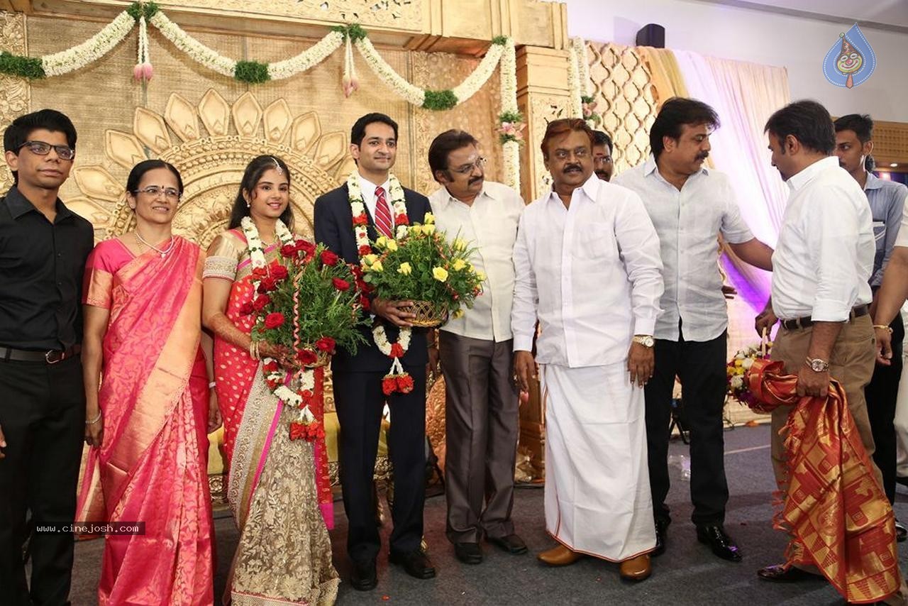Chennai Kamala Theater MD Son Reception - 12 / 60 photos