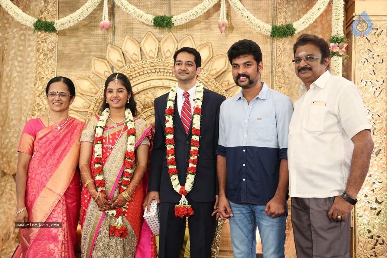 Chennai Kamala Theater MD Son Reception - 19 / 60 photos
