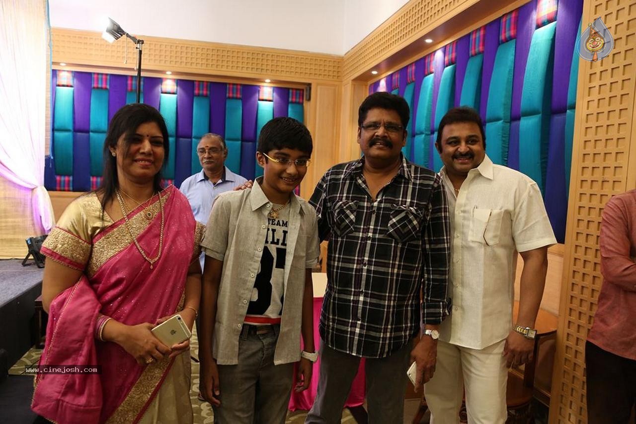 Chennai Kamala Theater MD Son Reception - 22 / 60 photos