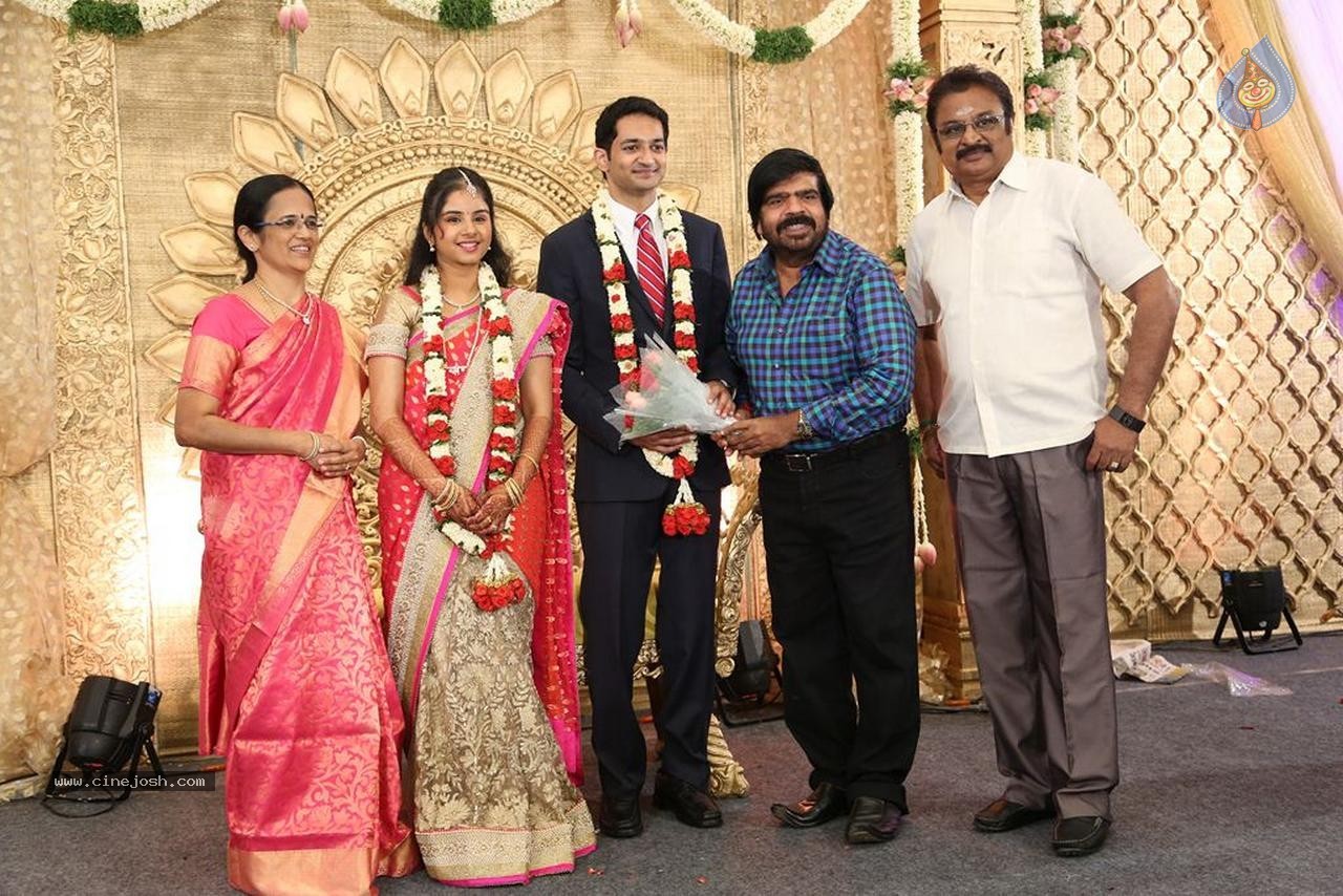 Chennai Kamala Theater MD Son Reception - 33 / 60 photos