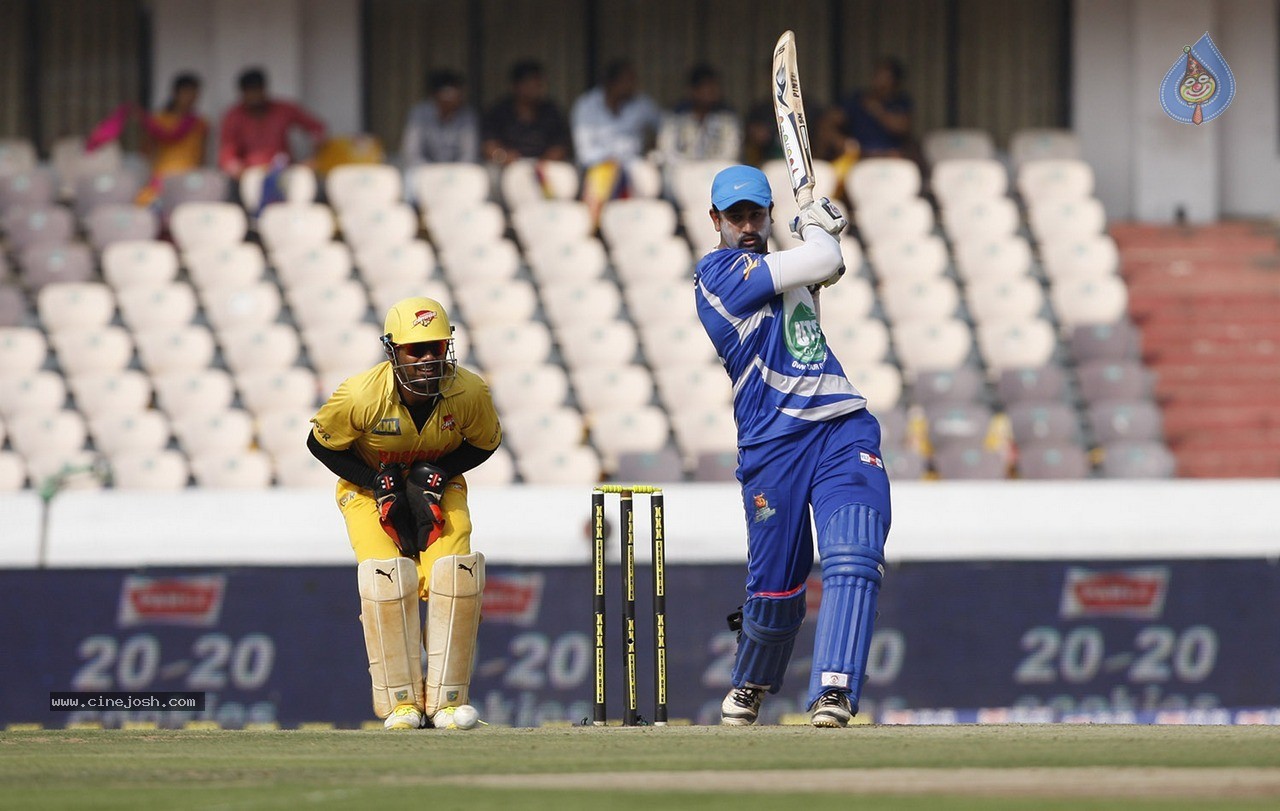 Chennai Rhinos Vs Karnataka Bulldozers Match Photos - 10 / 150 photos