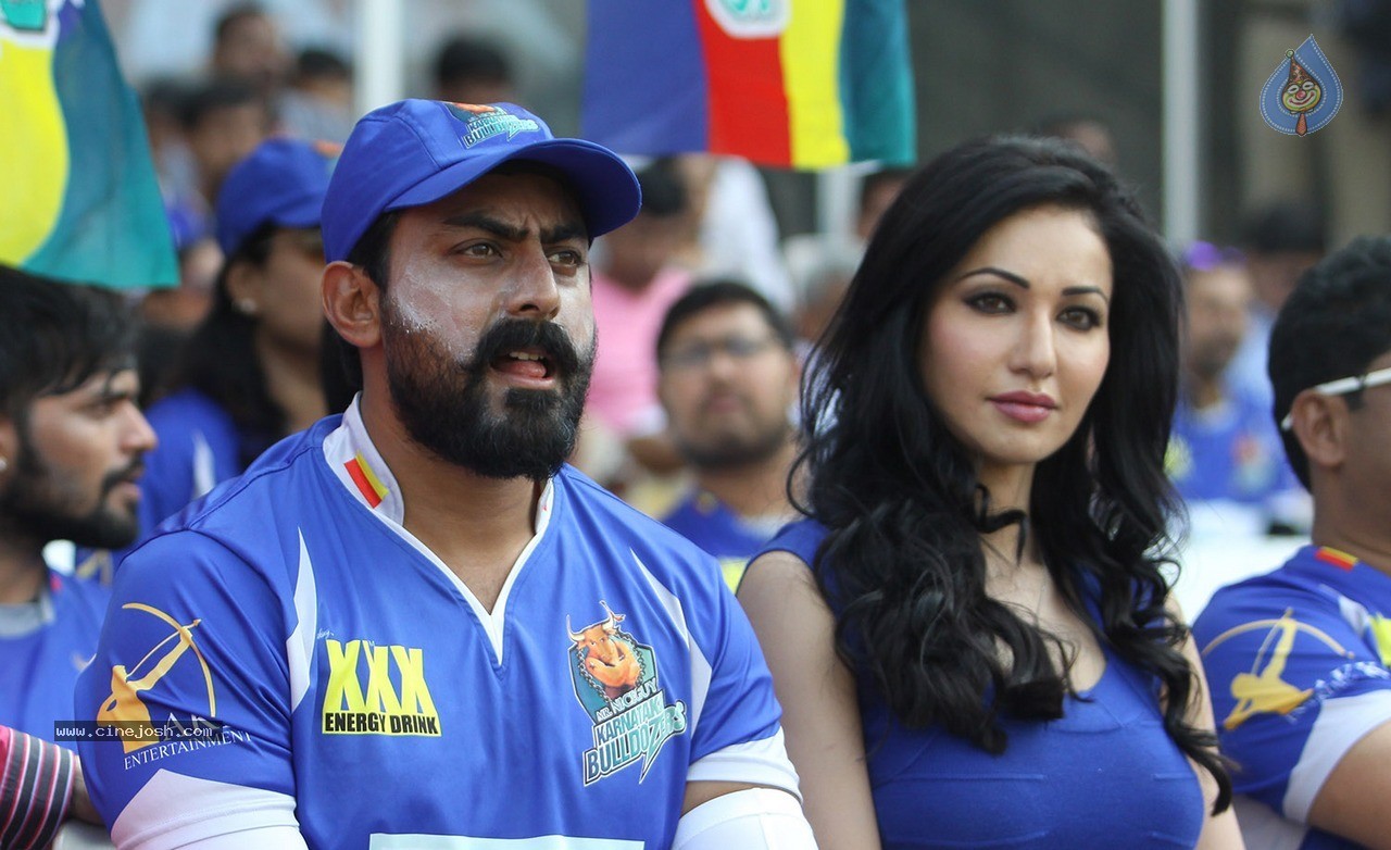 Chennai Rhinos Vs Karnataka Bulldozers Match Photos - 14 / 150 photos