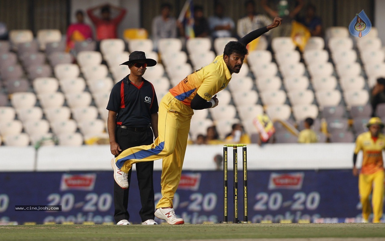 Chennai Rhinos Vs Karnataka Bulldozers Match Photos - 18 / 150 photos