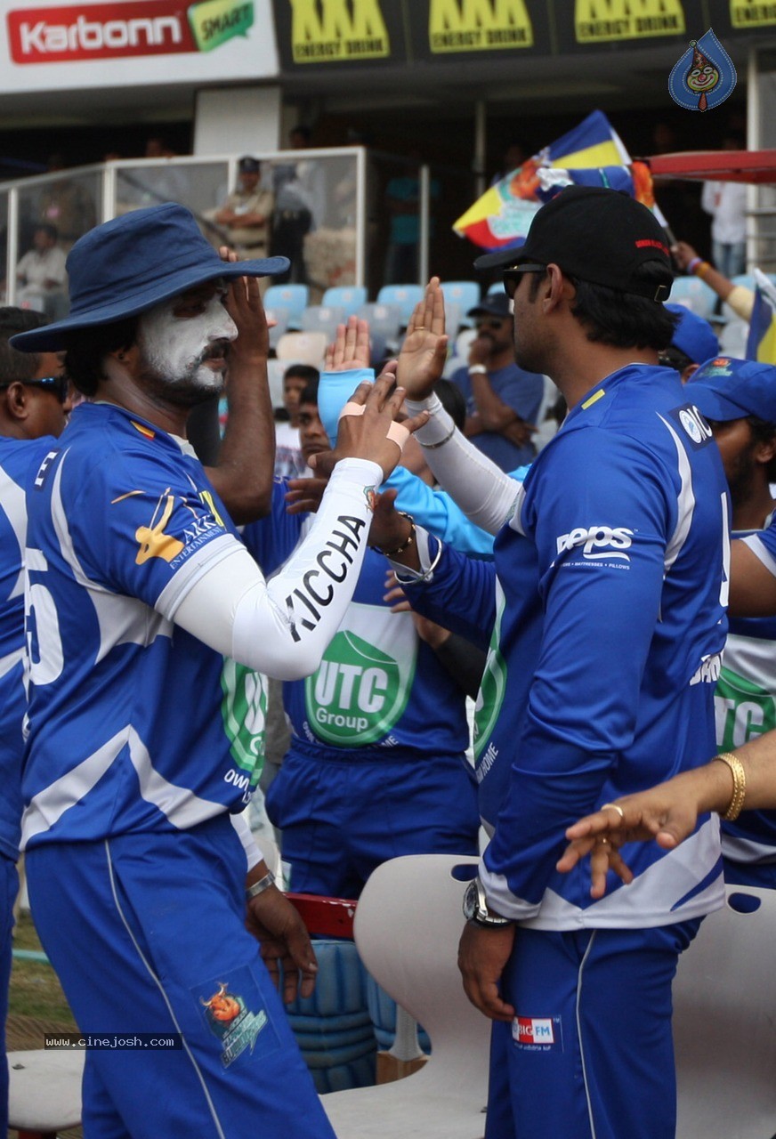 Chennai Rhinos Vs Karnataka Bulldozers Match Photos - 51 / 150 photos