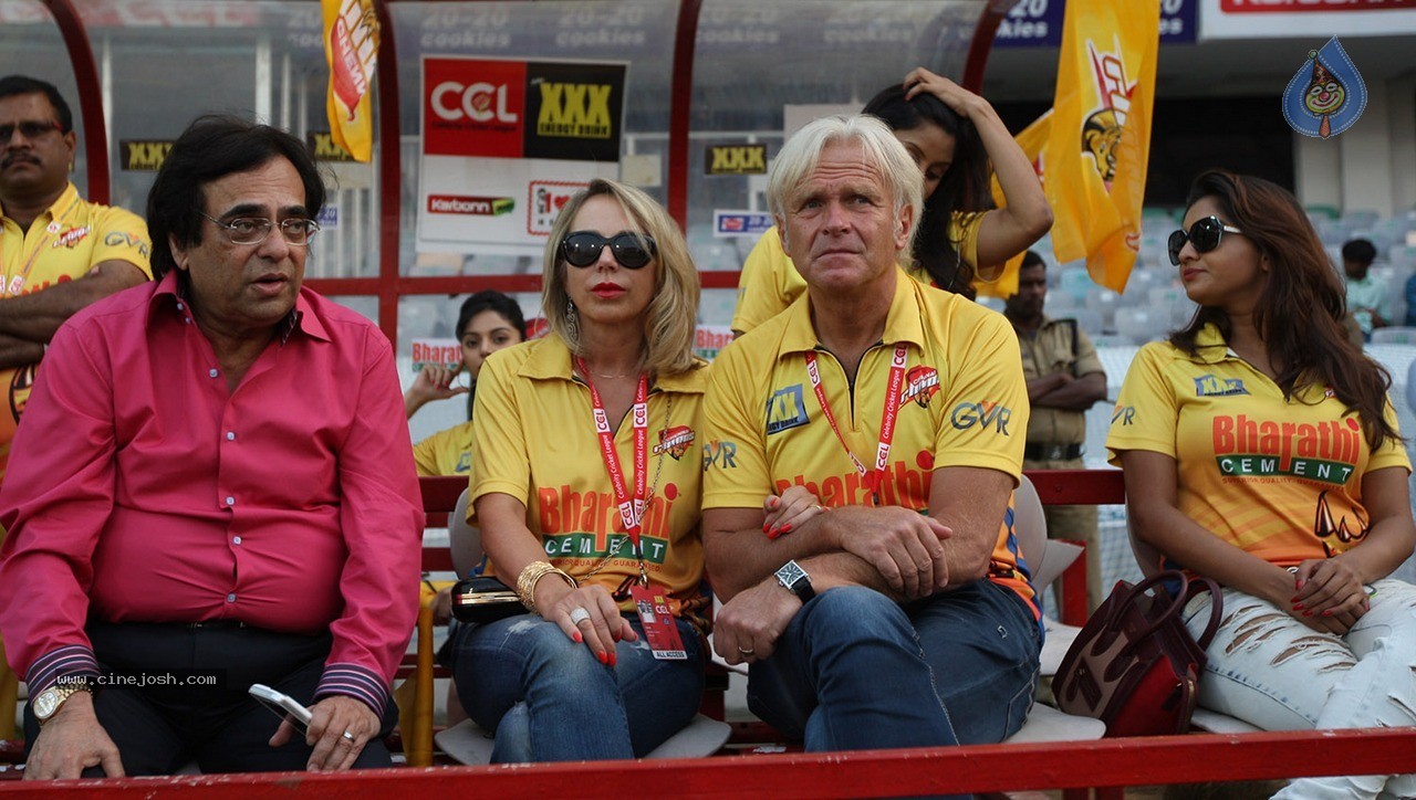 Chennai Rhinos Vs Karnataka Bulldozers Match Photos - 95 / 150 photos