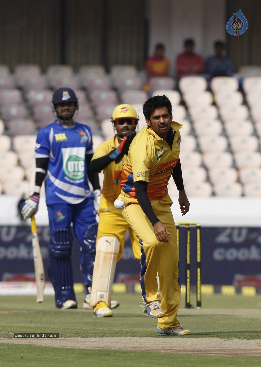 Chennai Rhinos Vs Karnataka Bulldozers Match Photos - 126 / 150 photos