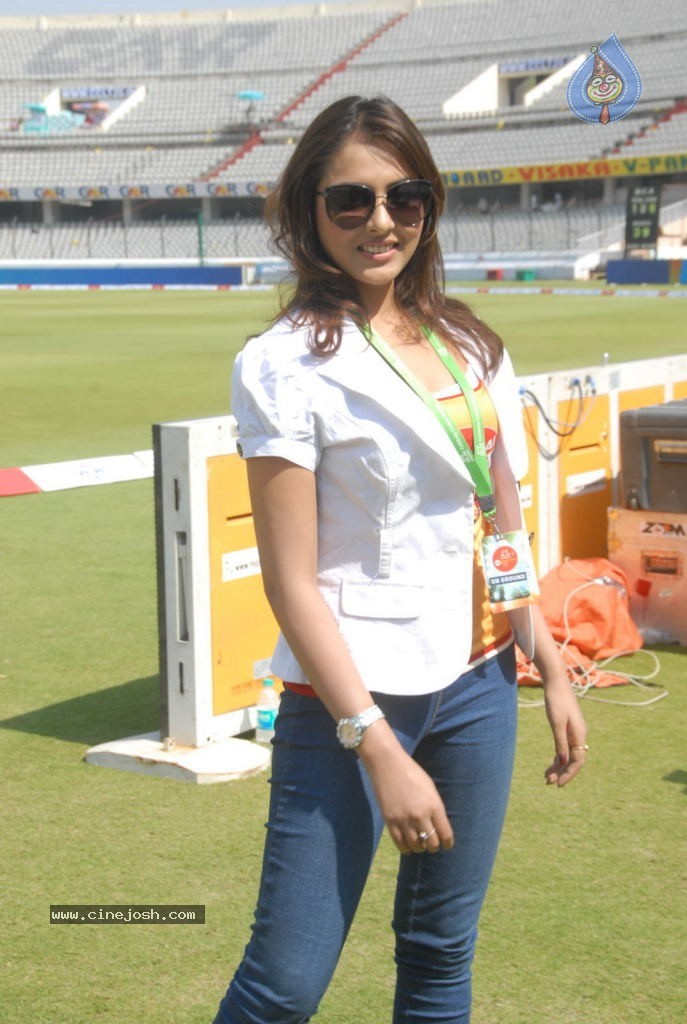 Chennai Rhinos Vs Kerala Strikers Match Photos 01 - 84 / 131 photos