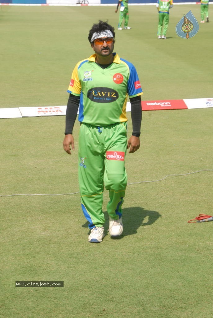 Chennai Rhinos Vs Kerala Strikers Match Photos 01 - 103 / 131 photos