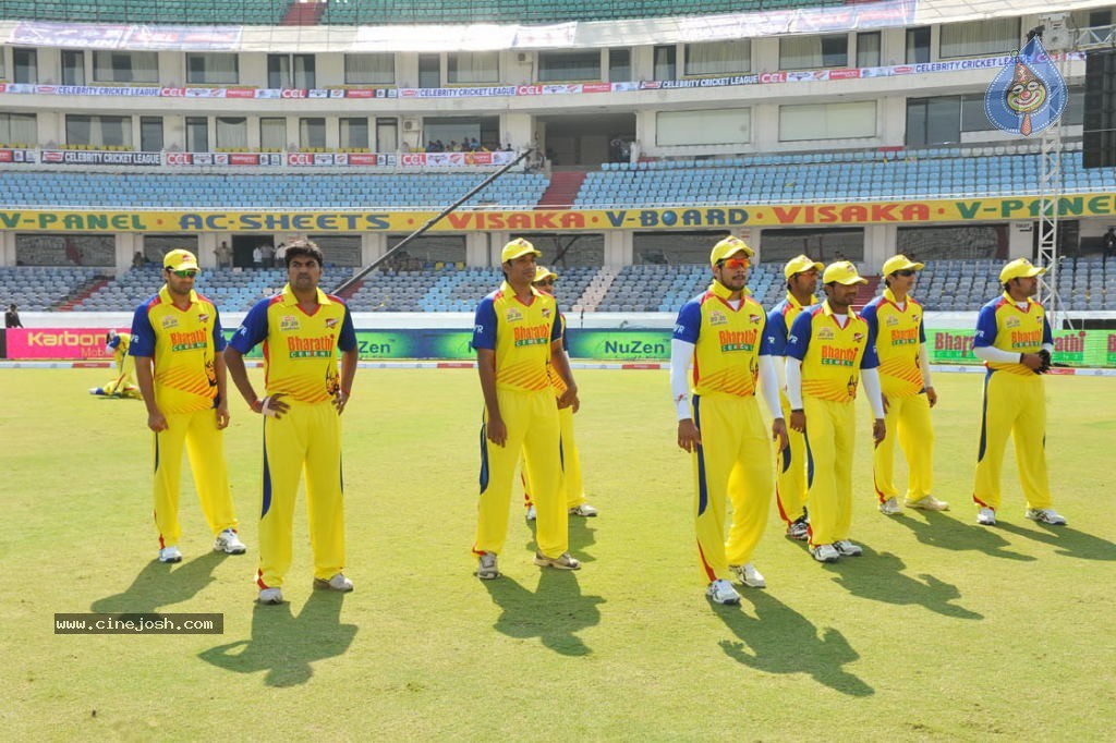 Chennai Rhinos Vs Kerala Strikers Match Photos 01 - 104 / 131 photos