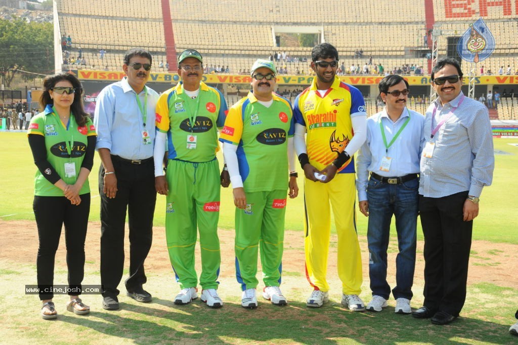 Chennai Rhinos Vs Kerala Strikers Match Photos 02 - 74 / 105 photos