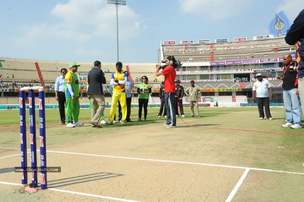 Chennai Rhinos Vs Kerala Strikers Match Photos 02 - 79 / 105 photos