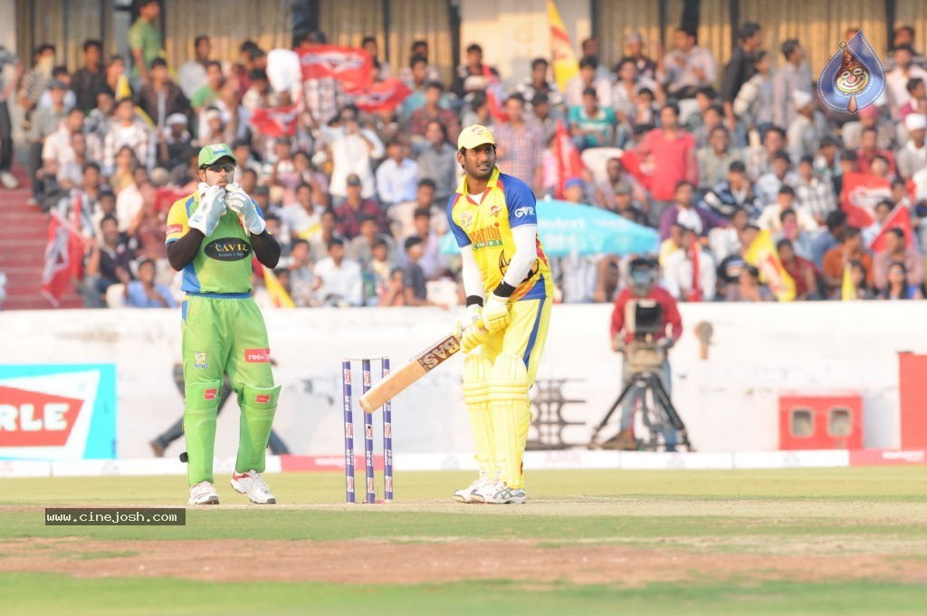Chennai Rhinos Vs Kerala Strikers Match Photos 04 - 5 / 43 photos