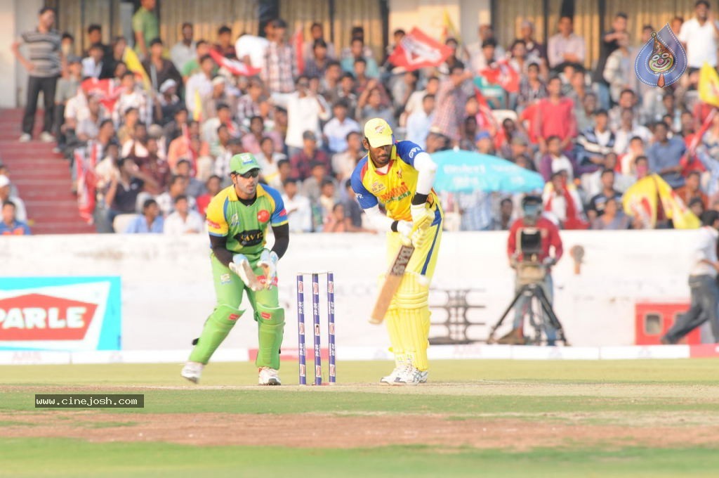 Chennai Rhinos Vs Kerala Strikers Match Photos 04 - 19 / 43 photos