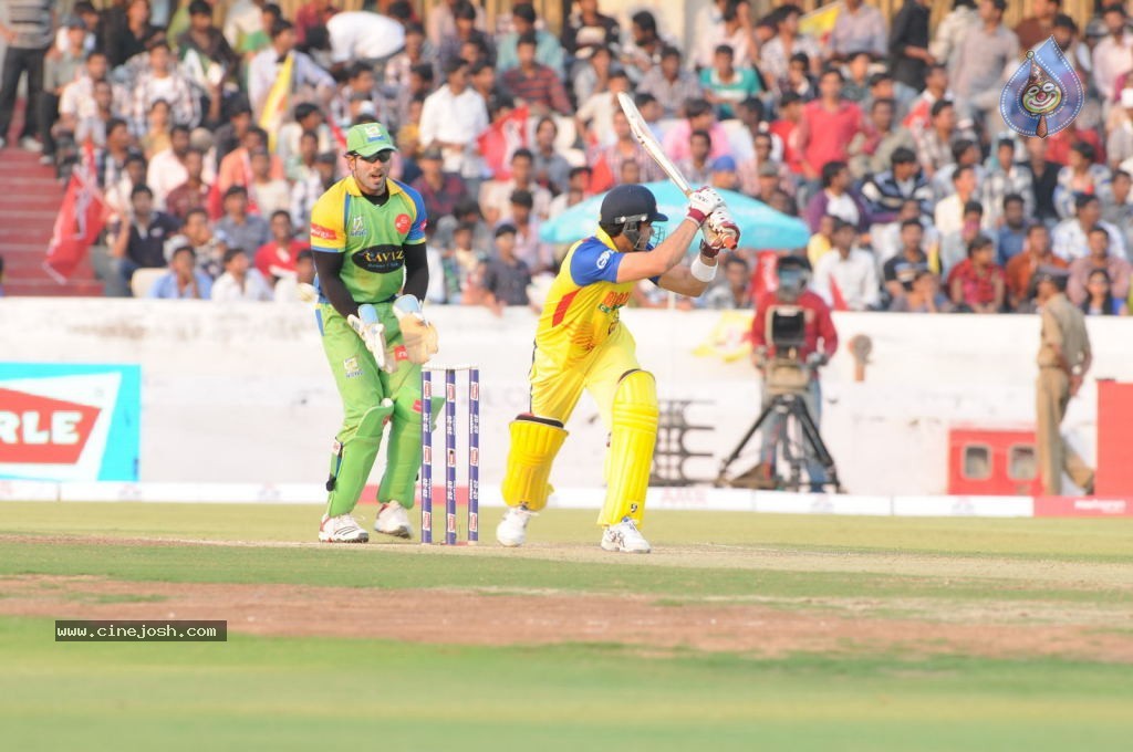 Chennai Rhinos Vs Kerala Strikers Match Photos 04 - 37 / 43 photos