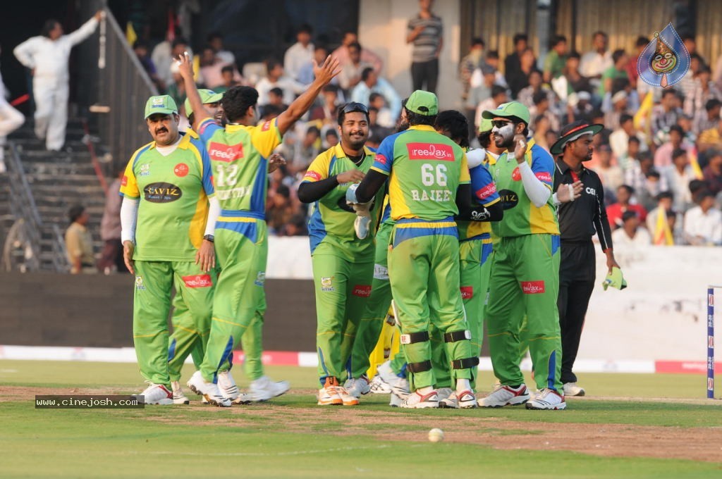 Chennai Rhinos Vs Kerala Strikers Match Photos 04 - 41 / 43 photos