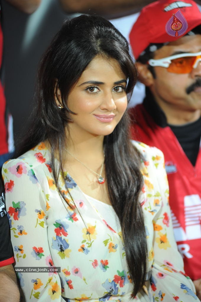Telugu Warriors VS Chennai Rhinos Semi Final Match 01 - 3 / 72 photos