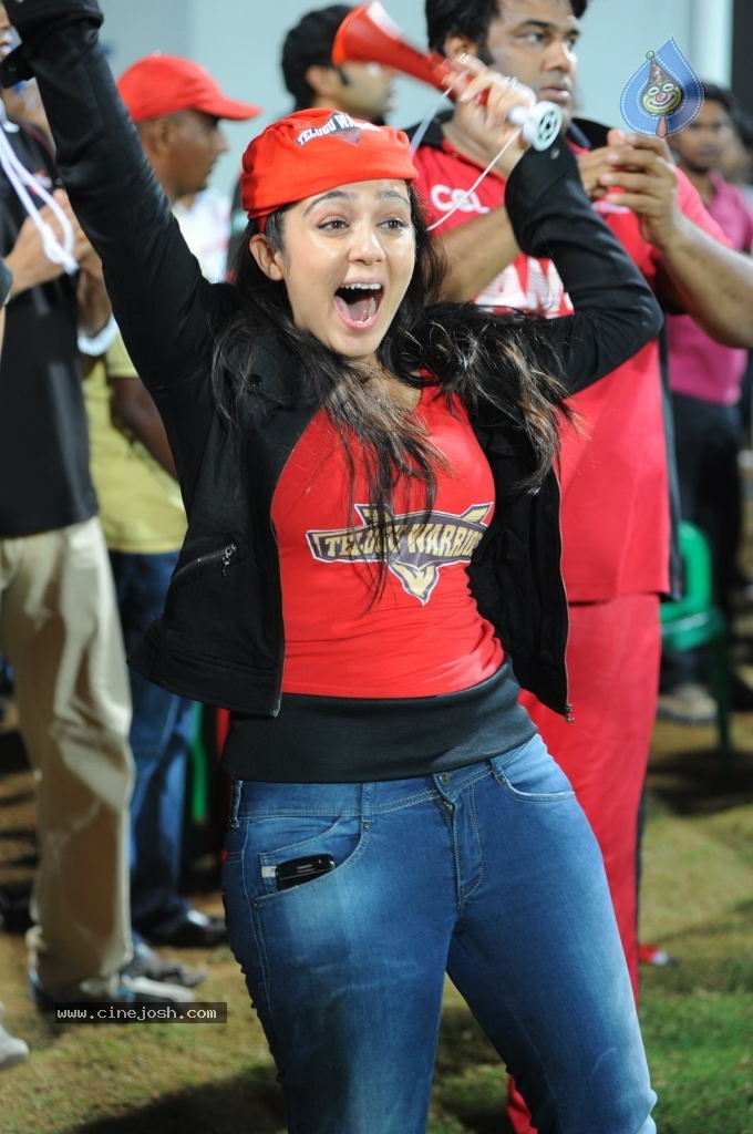 Telugu Warriors VS Chennai Rhinos Semi Final Match 01 - 36 / 72 photos