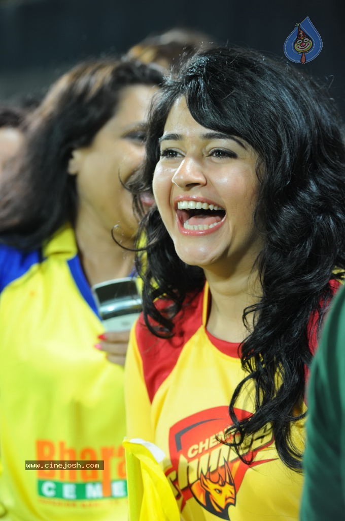 Telugu Warriors VS Chennai Rhinos Semi Final Match 01 - 62 / 72 photos
