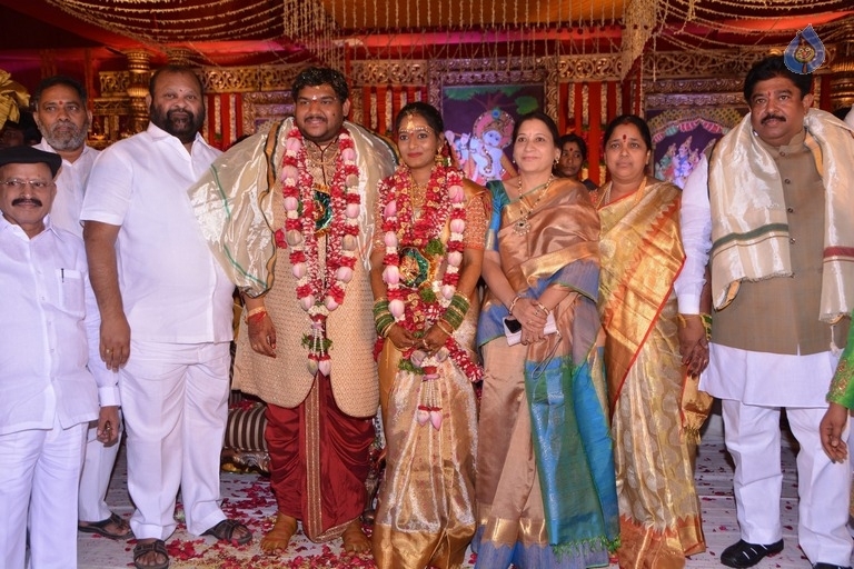 Chinna Srisailam Yadav Daughter Vanaja Wedding Photos - 27 / 83 photos