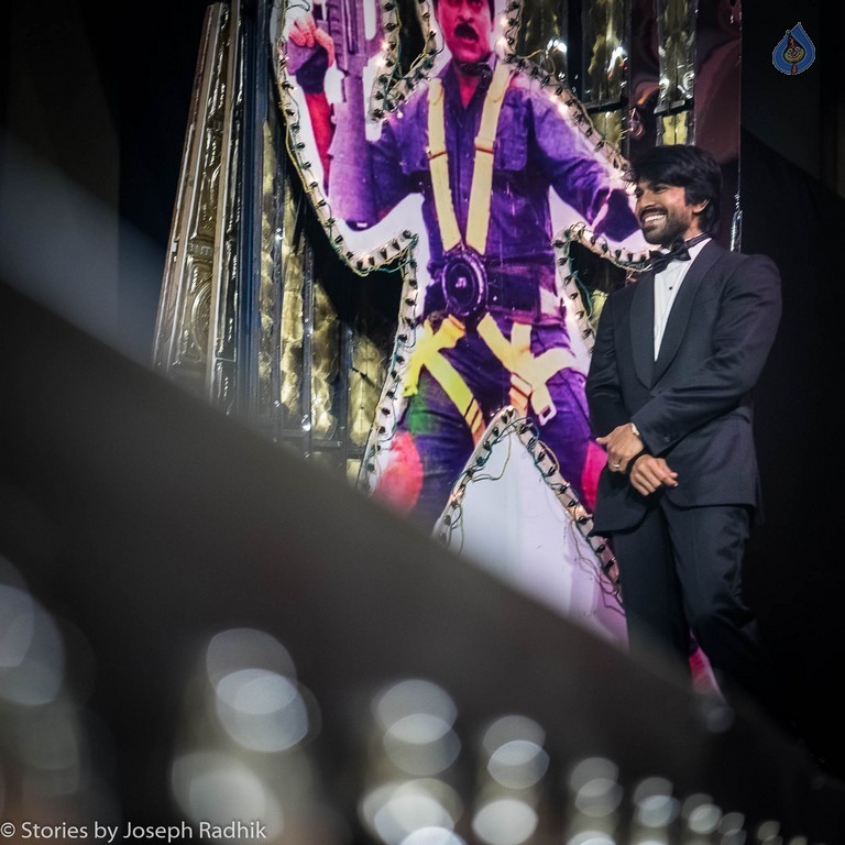 Chiranjeevi 60th Birthday Celebrations - 5 / 17 photos