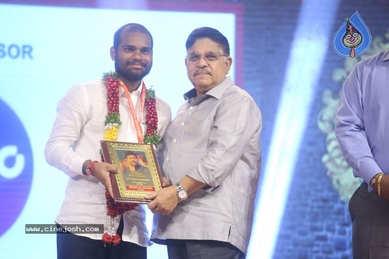 Chiranjeevi 63rd Birthday Celebrations - 22 / 38 photos