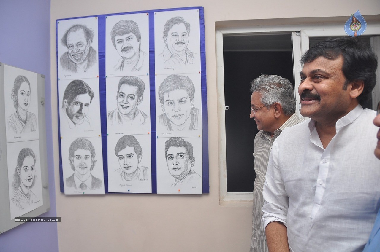 Chiranjeevi at Bapu's Film Festival 2014 - 1 / 304 photos