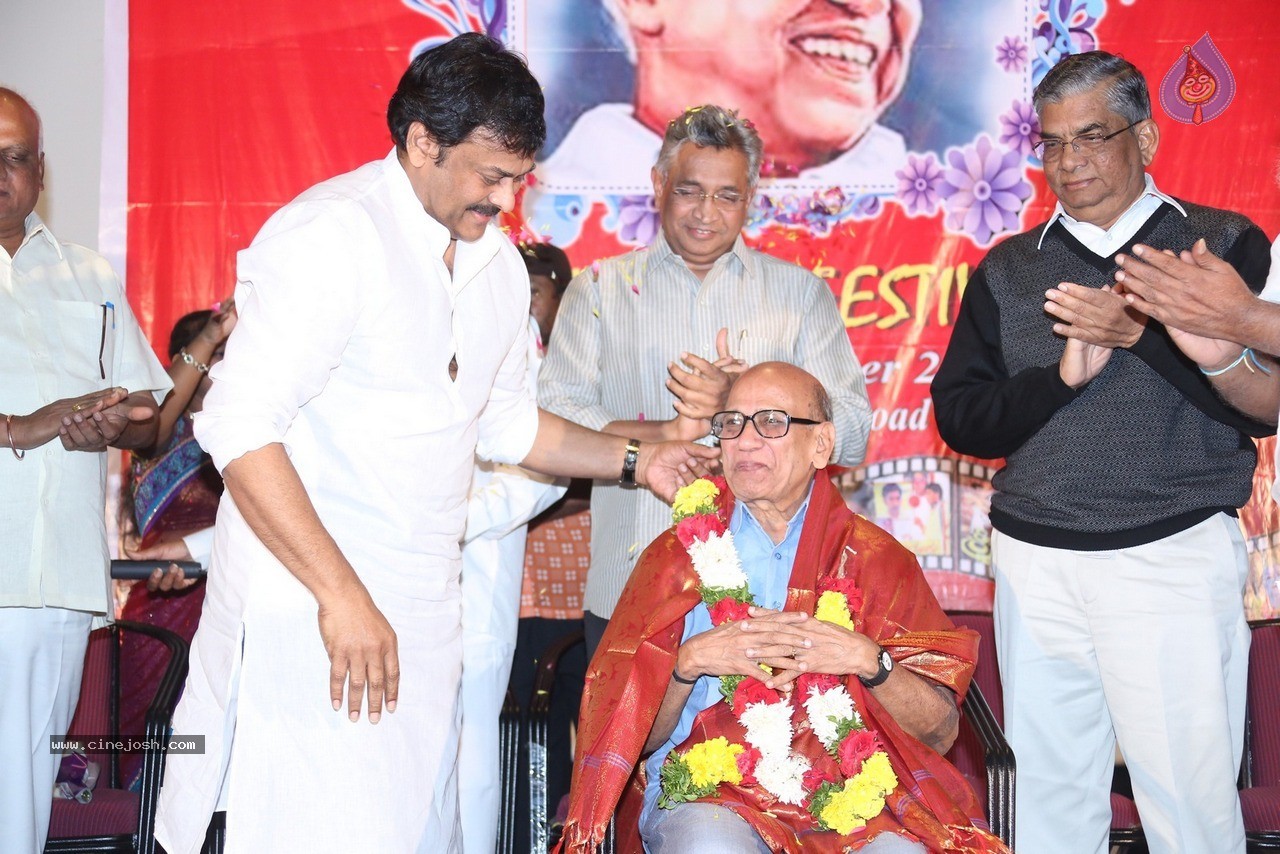 Chiranjeevi at Bapu's Film Festival 2014 - 15 / 304 photos