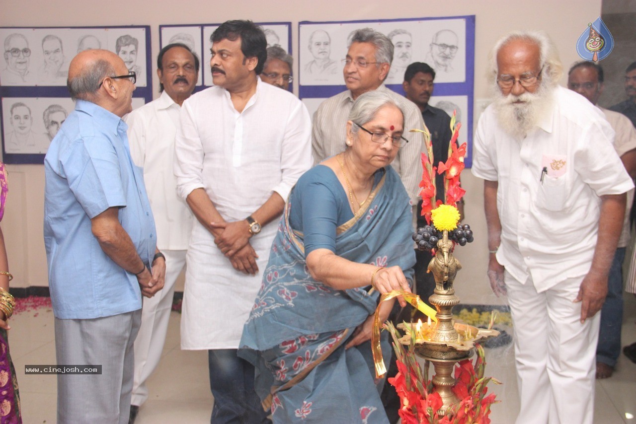 Chiranjeevi at Bapu's Film Festival 2014 - 78 / 304 photos
